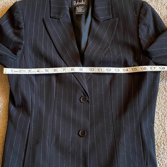 Rafaella black pin striped women's blazer, size 6 - Picture 7 of 8